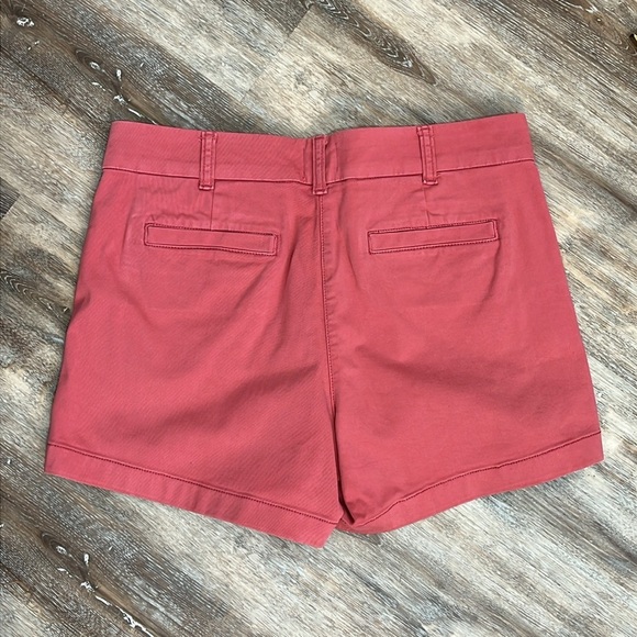 J Crew Women's Pink Chino Shorts 4" Inseam Size 6 Classic Preppy Quite Lux - Picture 3 of 13